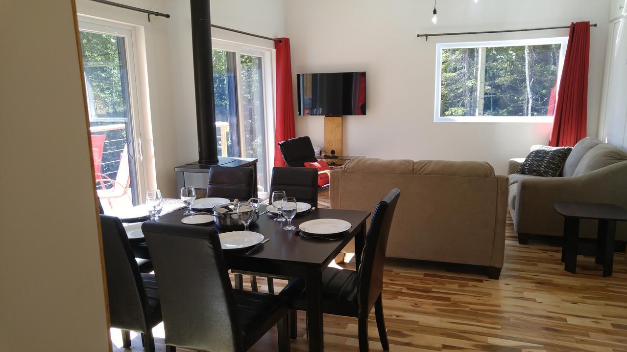 Residence Touristique Lodge Des Bois Saint-Félix-d'Otis エクステリア 写真