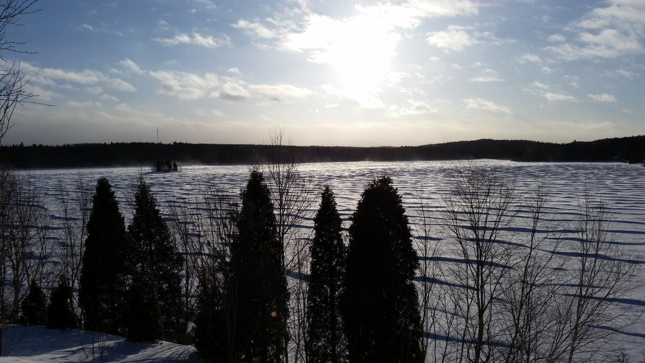 Residence Touristique Lodge Des Bois Saint-Félix-d'Otis エクステリア 写真
